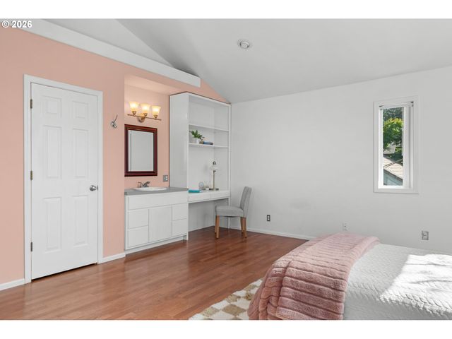 2495 PARK FOREST Dr, Eugene, OR 97405