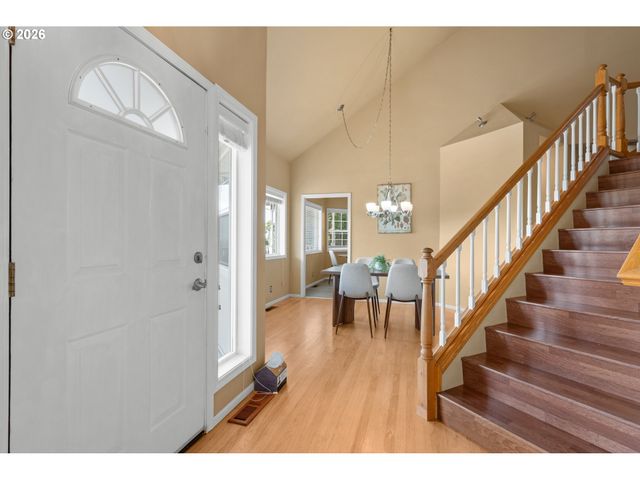 2495 PARK FOREST Dr, Eugene, OR 97405