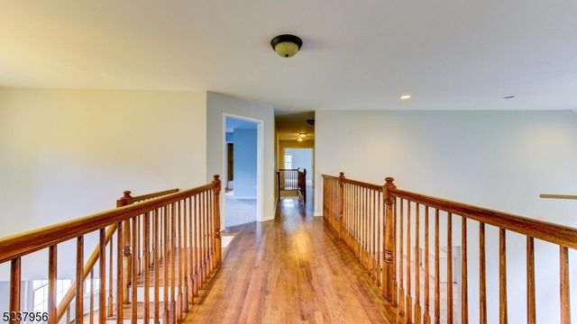 15 Berry Ct, Mount Olive Twp., NJ 07836