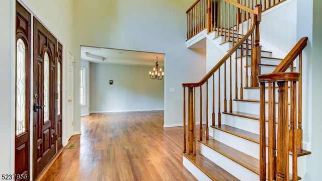 15 Berry Ct, Mount Olive Twp., NJ 07836