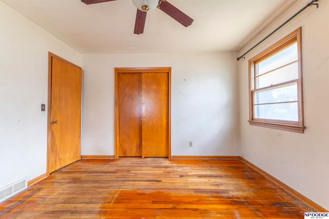 5454 S 50th Street, Omaha, NE 68117