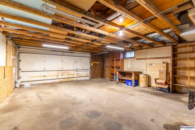 5454 S 50th Street, Omaha, NE 68117