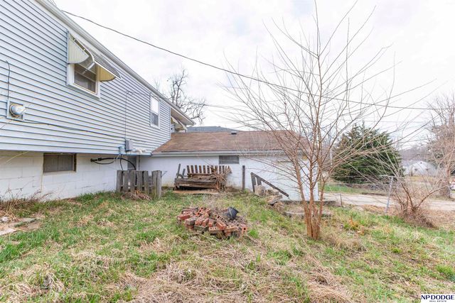 5454 S 50th Street, Omaha, NE 68117