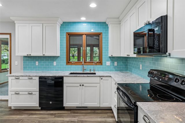 109 Oberlin Street, Iowa City, IA 52245