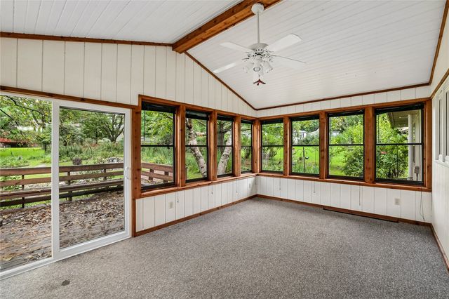 109 Oberlin Street, Iowa City, IA 52245