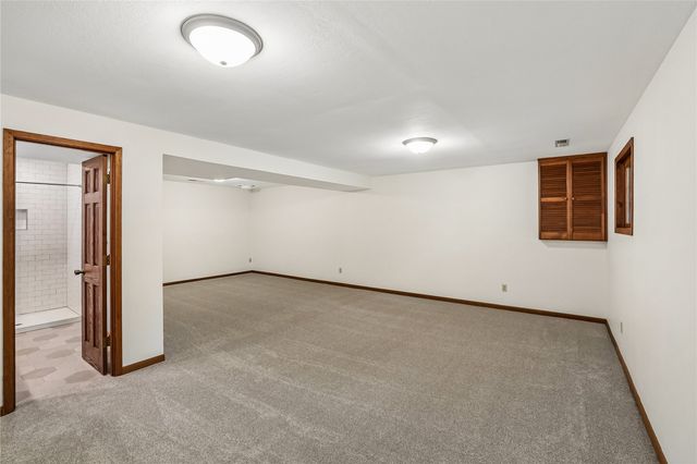 109 Oberlin Street, Iowa City, IA 52245