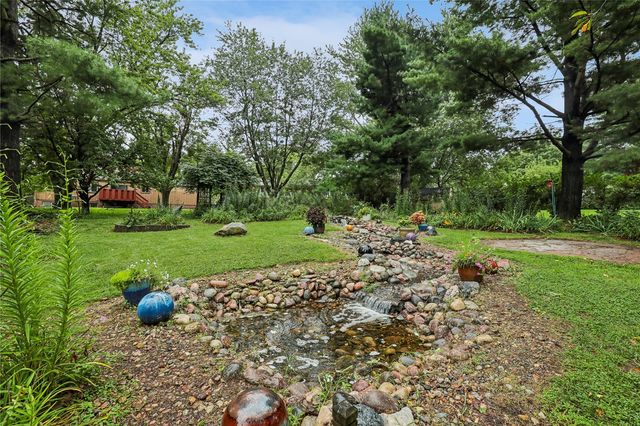 109 Oberlin Street, Iowa City, IA 52245