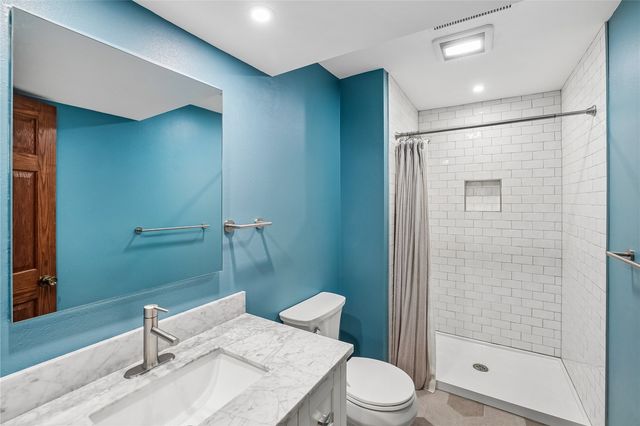 109 Oberlin Street, Iowa City, IA 52245
