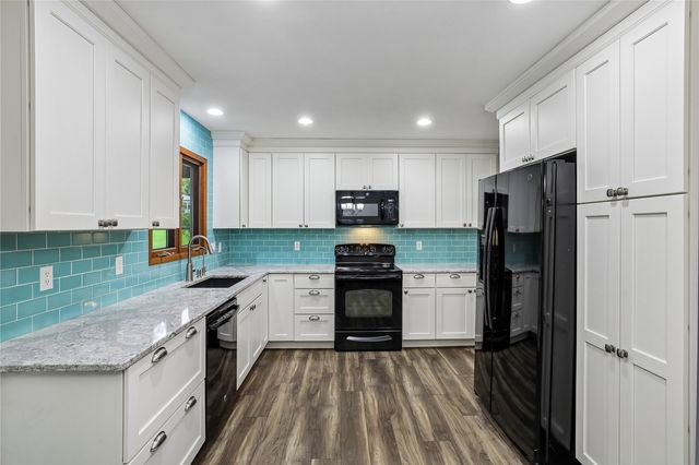 109 Oberlin Street, Iowa City, IA 52245