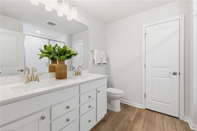 407 Chesney Place, Thomasville, NC 27360