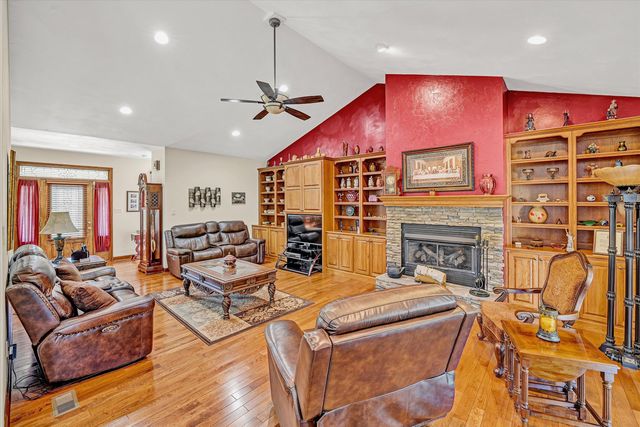 137 Whispering Meadows LN, Wirtz, VA 24184