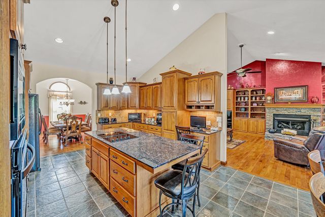 137 Whispering Meadows LN, Wirtz, VA 24184