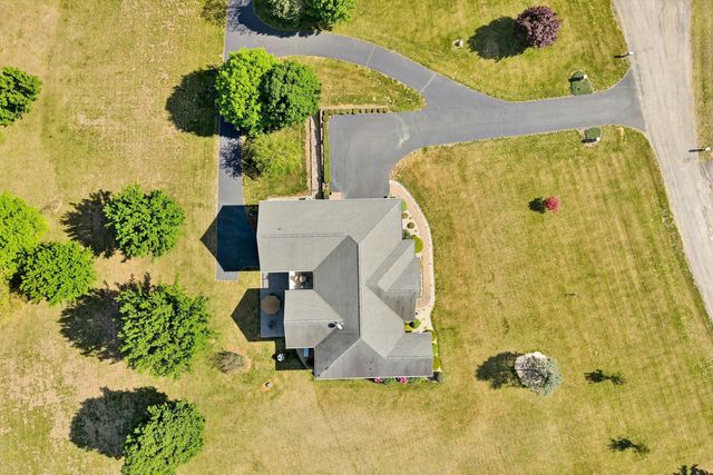 137 Whispering Meadows LN, Wirtz, VA 24184