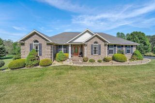 137 Whispering Meadows LN, Wirtz, VA 24184