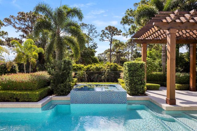 131 W Bears Club Drive, Jupiter, FL 33477