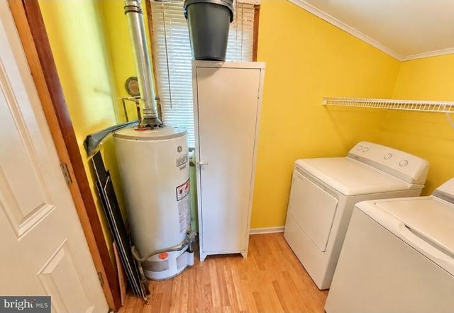 328 POLK AVE, Carneys Point, NJ 08069
