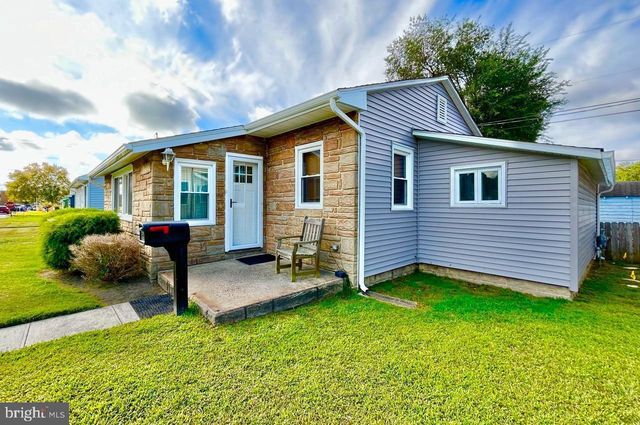 328 POLK AVE, Carneys Point, NJ 08069