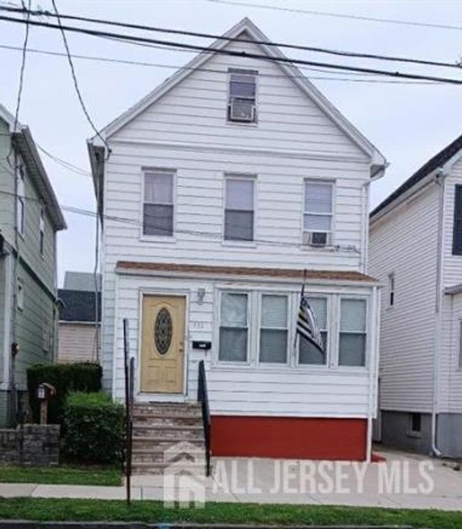 532 groom Street, Perth Amboy, NJ 08861