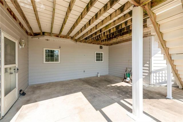 24101 E 235 Street, Harrisonville, MO 64701