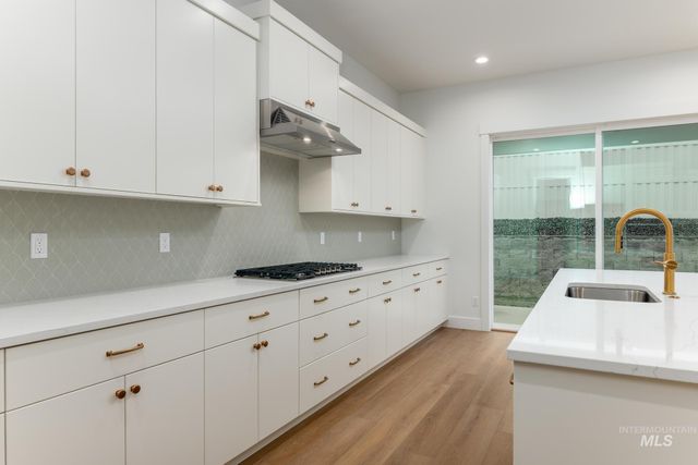 1366 W Grassland Ct, Middleton, ID 83644