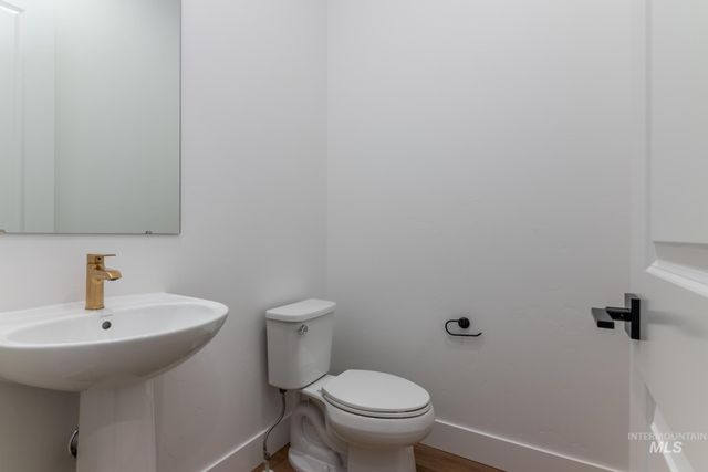 1366 W Grassland Ct, Middleton, ID 83644