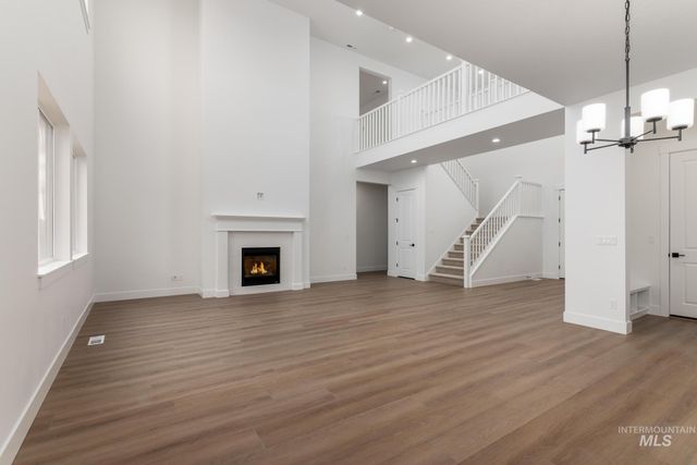 1366 W Grassland Ct, Middleton, ID 83644