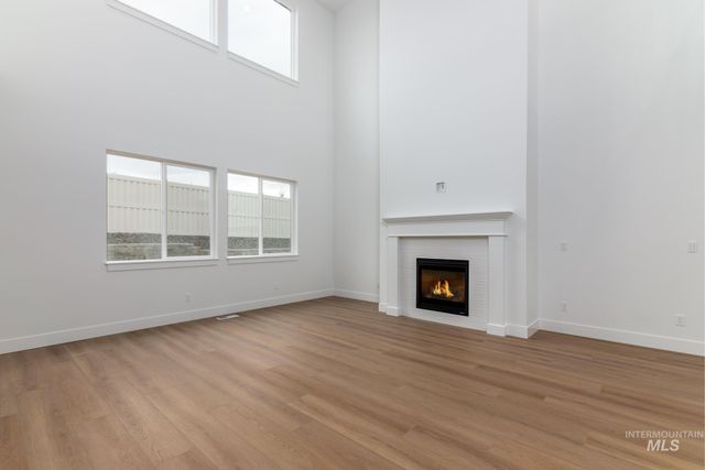 1366 W Grassland Ct, Middleton, ID 83644