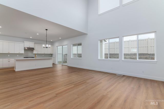 1366 W Grassland Ct, Middleton, ID 83644