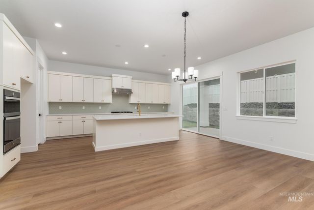 1366 W Grassland Ct, Middleton, ID 83644