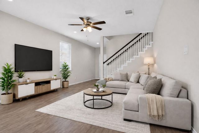 16817 Pink Wintergreen Drive, Conroe, TX 77385