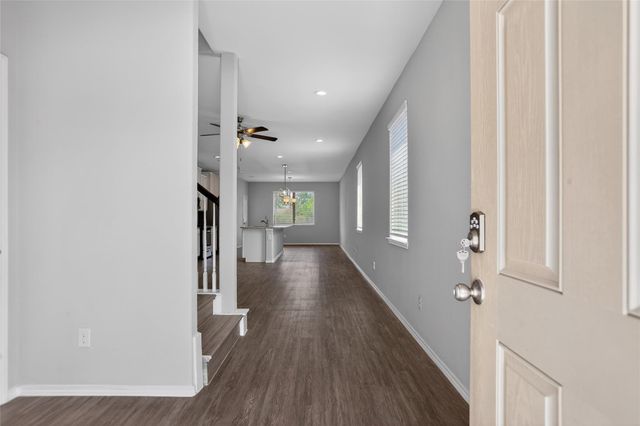 16817 Pink Wintergreen Drive, Conroe, TX 77385