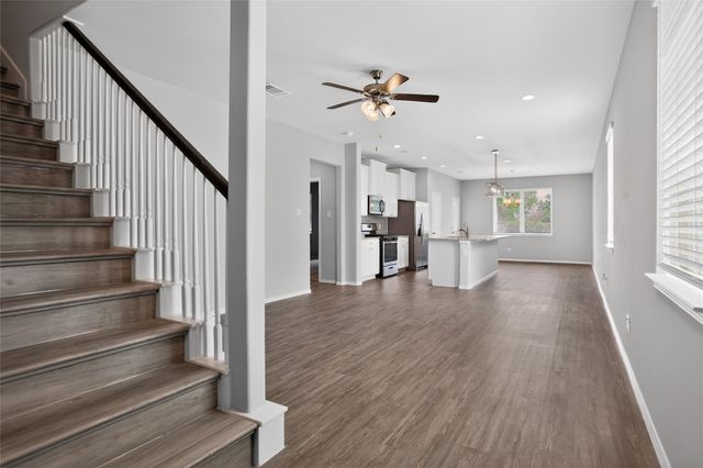 16817 Pink Wintergreen Drive, Conroe, TX 77385