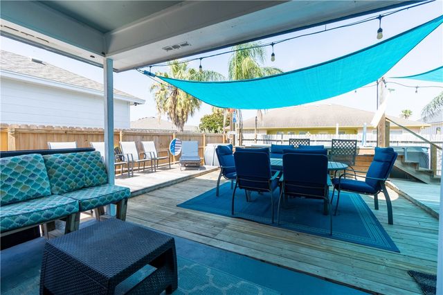15225 Barataria Dr, Corpus Christi, TX 78418