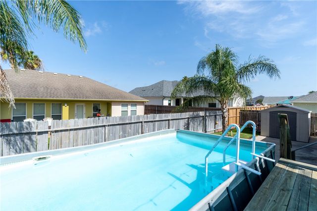 15225 Barataria Dr, Corpus Christi, TX 78418