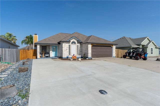 15225 Barataria Dr, Corpus Christi, TX 78418