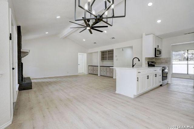 2116 Green Creek, San Antonio, TX 78232