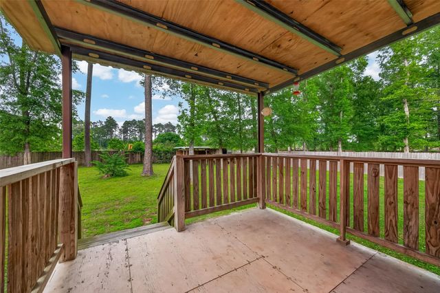 23249 E Community Drive, New Caney, TX 77357