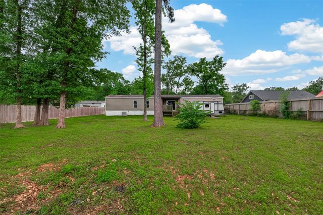 23249 E Community Drive, New Caney, TX 77357