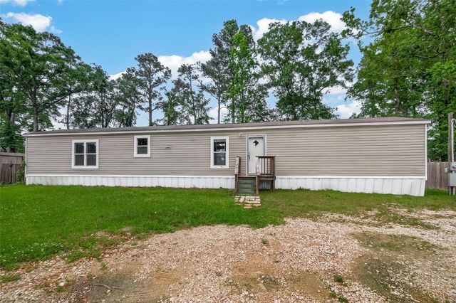 23249 E Community Drive, New Caney, TX 77357