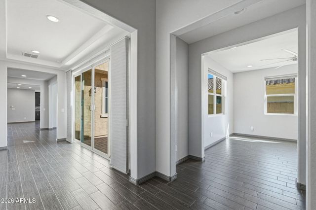 9730 E THATCHER Avenue, Mesa, AZ 85212