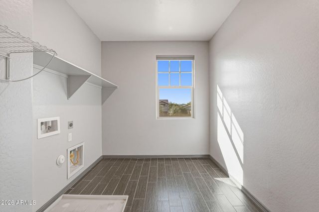 9730 E THATCHER Avenue, Mesa, AZ 85212