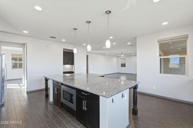 9730 E THATCHER Avenue, Mesa, AZ 85212