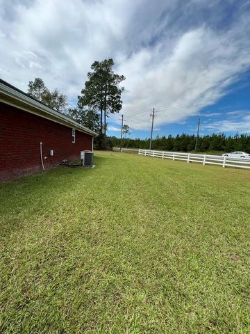 38 Carson Street NE, Ludowici, GA 31316
