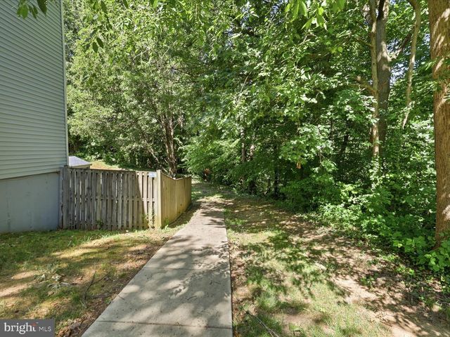 6324 CHIMNEY WOOD CT, Alexandria, VA 22306