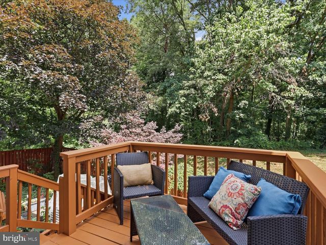 6324 CHIMNEY WOOD CT, Alexandria, VA 22306