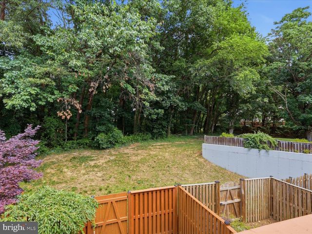 6324 CHIMNEY WOOD CT, Alexandria, VA 22306