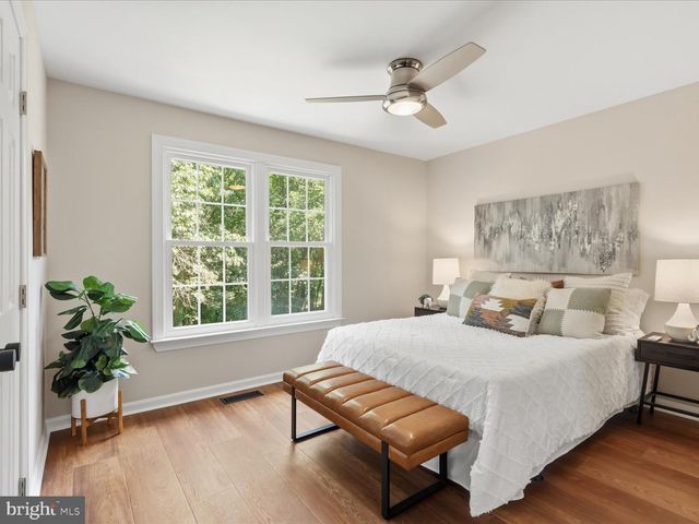 6324 CHIMNEY WOOD CT, Alexandria, VA 22306