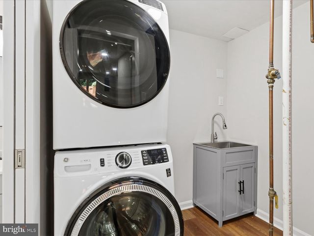6324 CHIMNEY WOOD CT, Alexandria, VA 22306