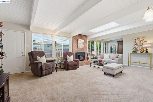 18160 Hunter Ave, San Lorenzo, CA 94541