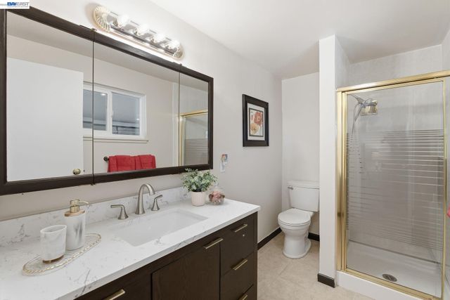 18160 Hunter Ave, San Lorenzo, CA 94541